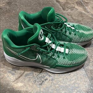 Nike Sabrina 1 TB PINE GREEN